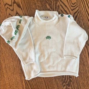 Fleece on Earth hand knit hat and sweater